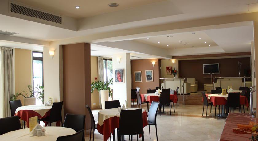 Europa Plaza Hotel Nicosia Exterior photo